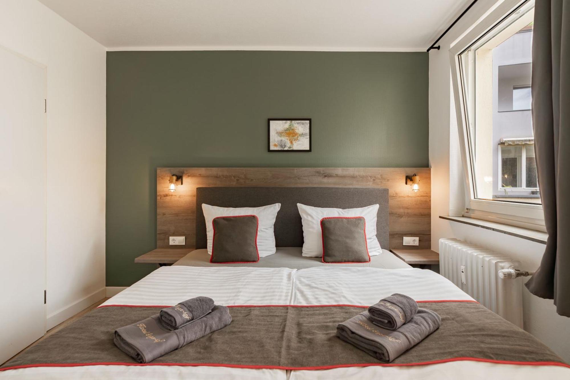 Hotel Enger Hof Dusseldorf Bagian luar foto