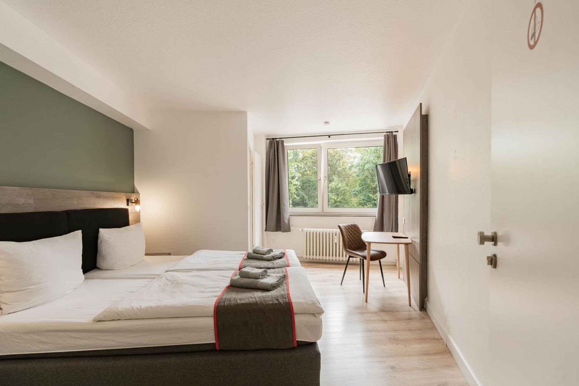 Hotel Enger Hof Dusseldorf Bagian luar foto