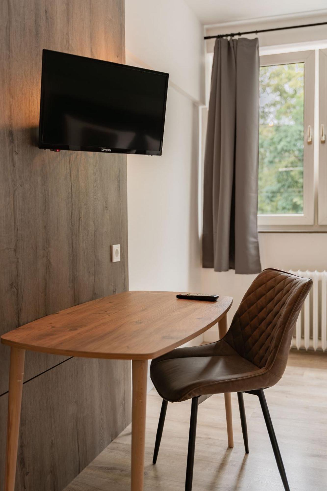 Hotel Enger Hof Dusseldorf Bagian luar foto