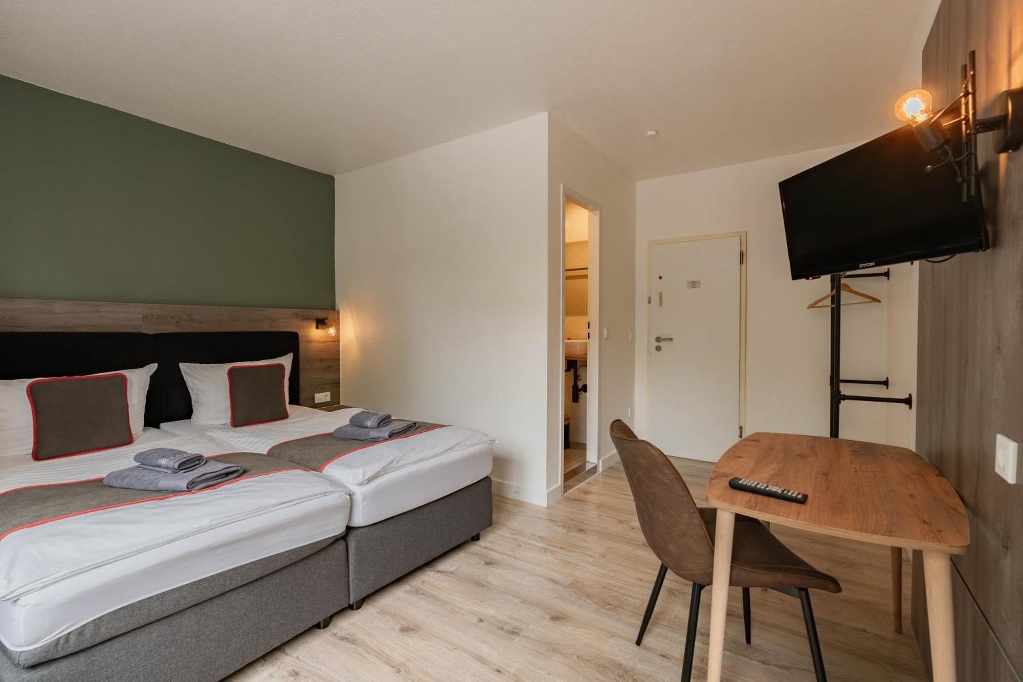 Hotel Enger Hof Dusseldorf Bagian luar foto